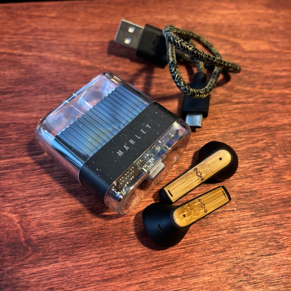 BRAND NEW ZION Marley Wireless Earbuds with Charging Case and Cable